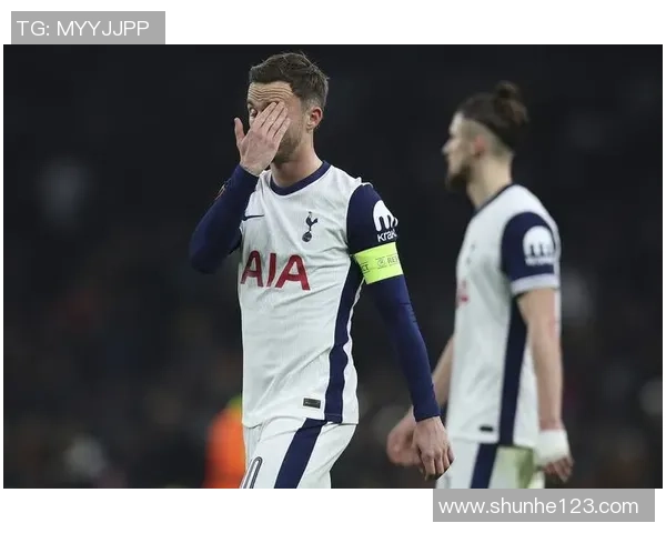 欧联杯精彩对决曼联逆转热刺帽子戏法点燃全场激情