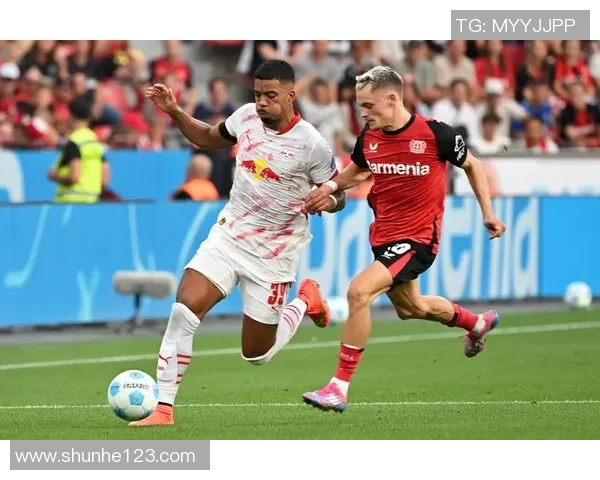 德甲激战莱比锡大胜尤文图斯红牌事件引发全场热议与数据分析