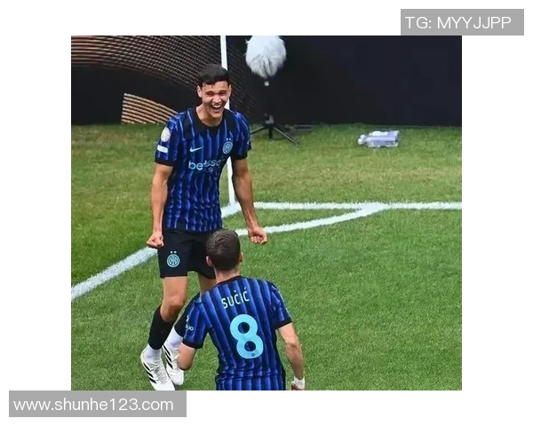 英超历史冷门国米5-1逆袭巴萨引发全场震撼